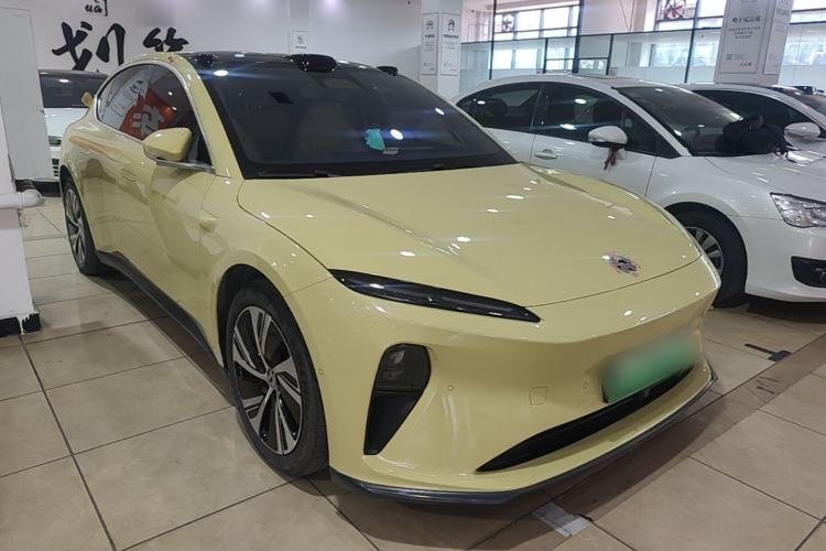 Used Nio ET5 2022 75 kWh Front Right 45 Deg