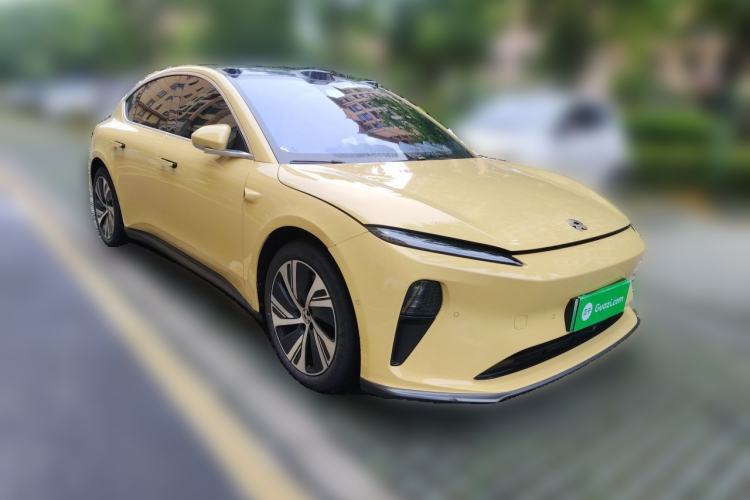 Used Nio ET5 2022 75 kWh Front Right 45 Deg