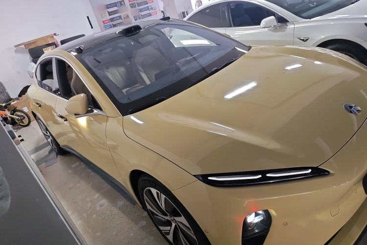 Used Nio ET5 2022 75 kWh Front Right 45 Deg