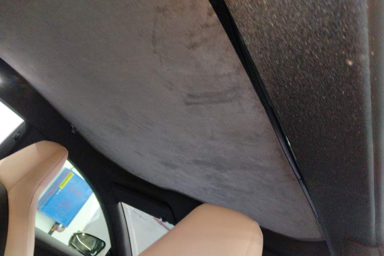 Used Nio ET5 2022 75 kWh Headliner