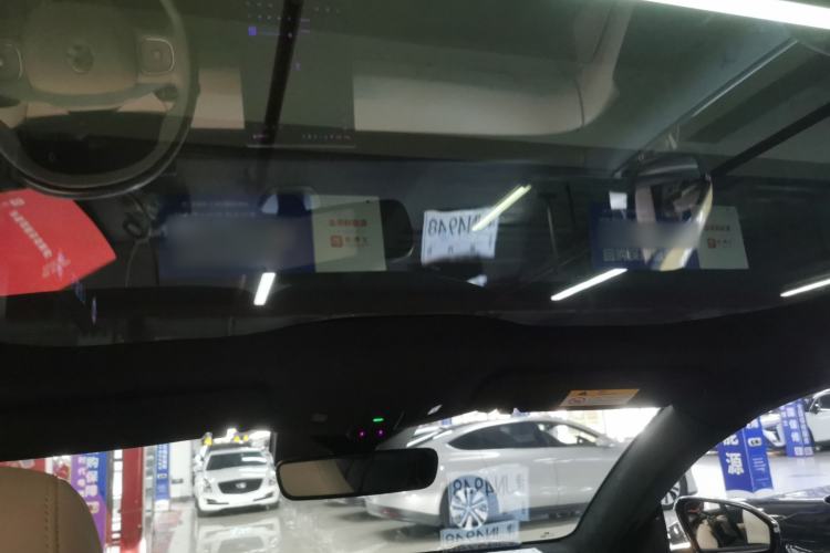 Used Nio ET5 2022 100 kWh Headliner