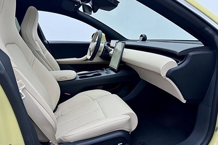 Used Nio ET5 2022 75 kWh Interior 1
