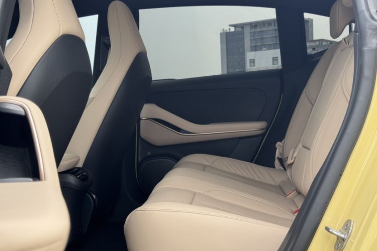 Used Nio ET5 2022 75 kWh Interior 3