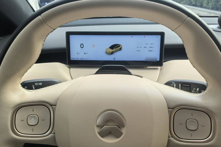 Used Nio ET5 2022 75 kWh Interior 3