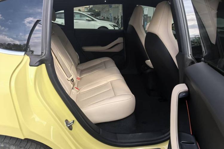 Used Nio ET5 2022 75 kWh Interior 6