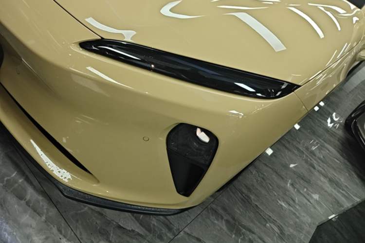 Used Nio ET5 2022 75 kWh Left Front Headlight