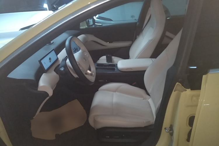 Used Nio ET5 2022 75 kWh Left Front Seat