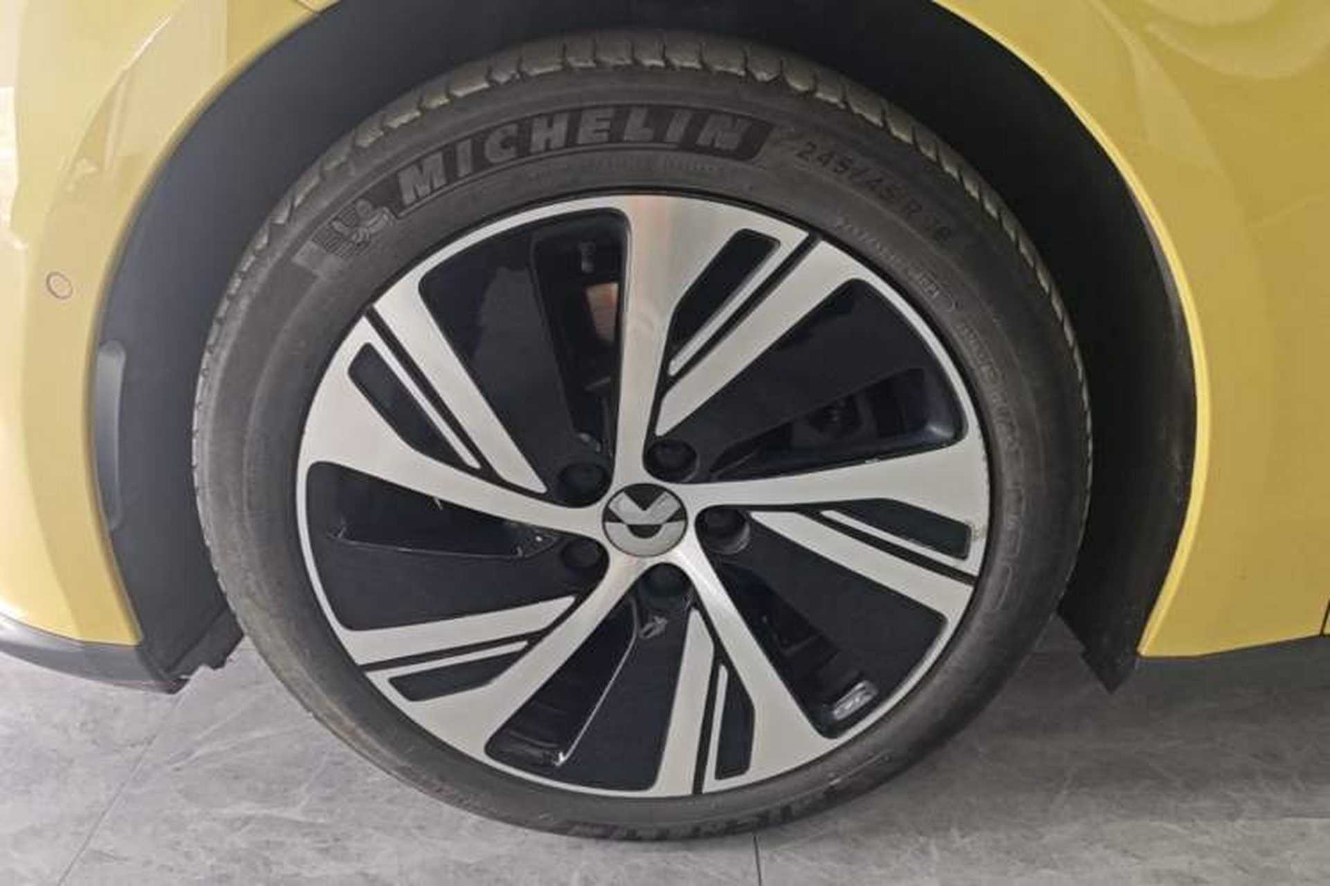 Used Nio ET5 2022 75 kWh Left Front Wheel Hub