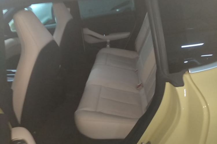 Used Nio ET5 2022 75 kWh Left Rear Seat