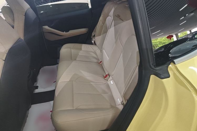 Used Nio ET5 2022 75 kWh Left Rear Seat