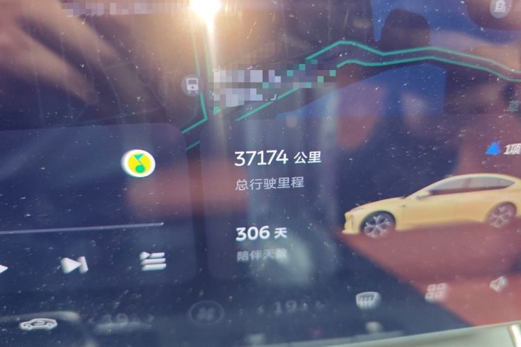 Used Nio ET5 2022 75 kWh Odometer Close Up