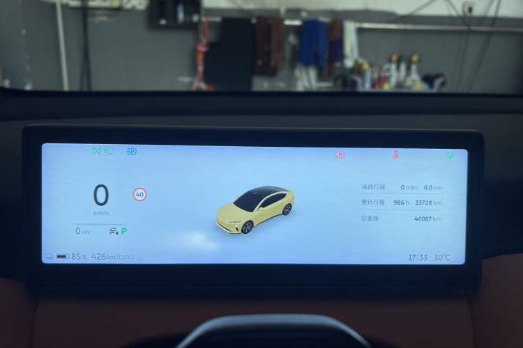 Used Nio ET5 2022 75 kWh Odometer Close Up
