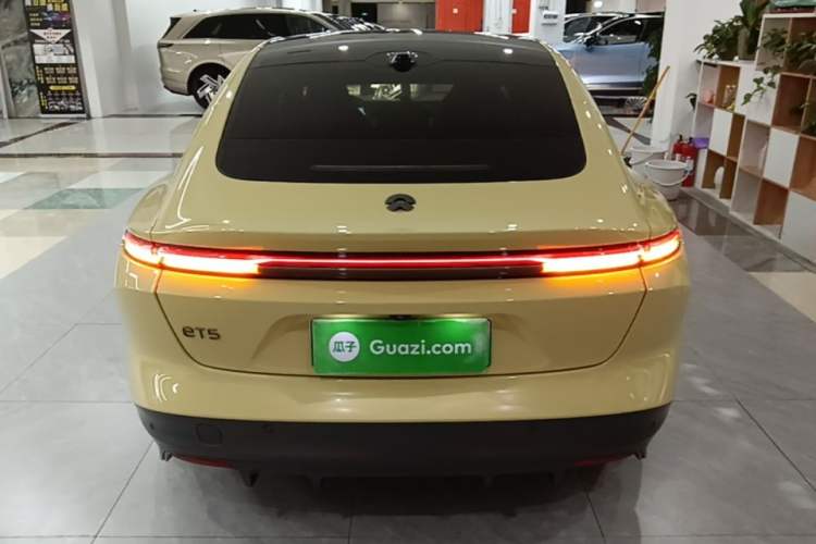 Used Nio ET5 2022 75 kWh Rear