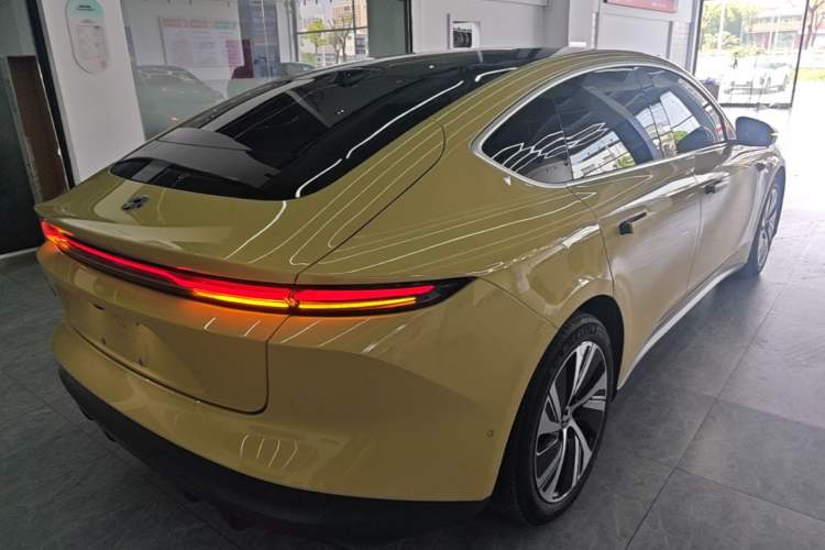Used Nio ET5 2022 75 kWh Rear Right 45 Deg