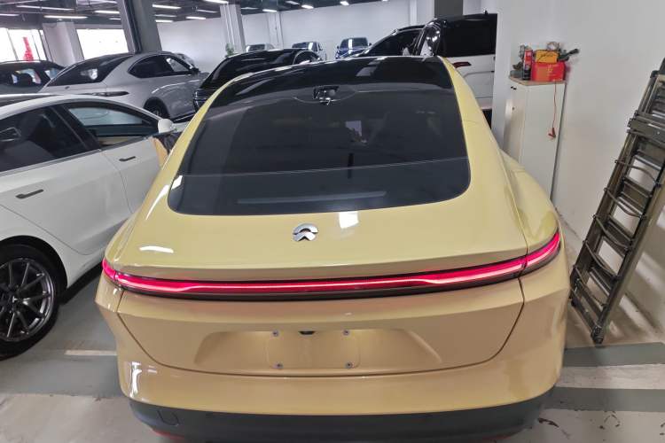 Used Nio ET5 2022 75 kWh Rear