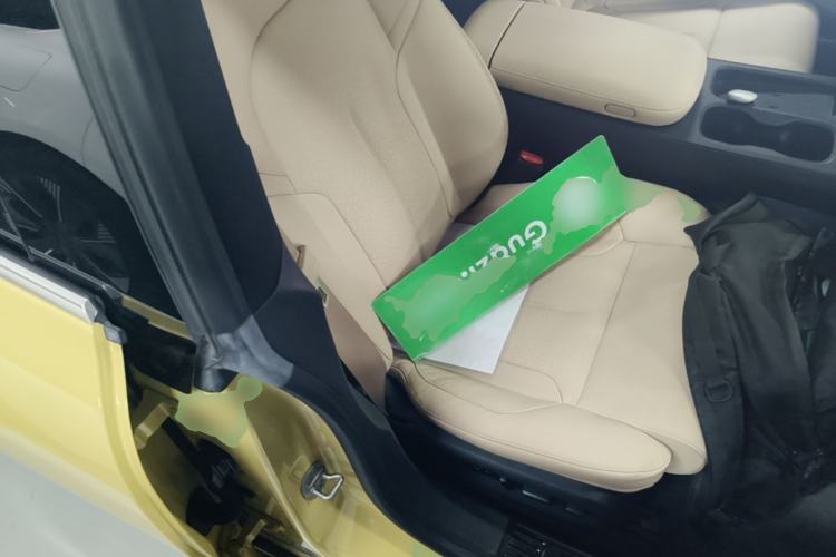 Used Nio ET5 2022 75 kWh Right Front Seat