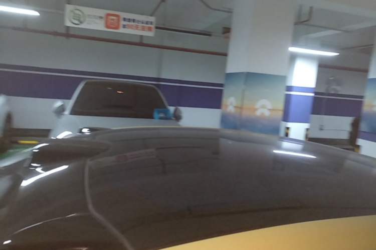 Used Nio ET5 2022 75 kWh Roof
