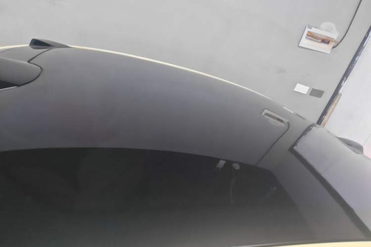 Used Nio ET5 2022 75 kWh Roof