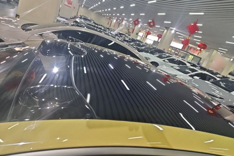 Used Nio ET5 2022 75 kWh Roof