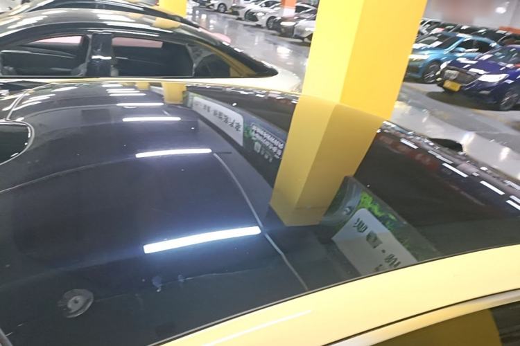 Used Nio ET5 2022 75 kWh Roof