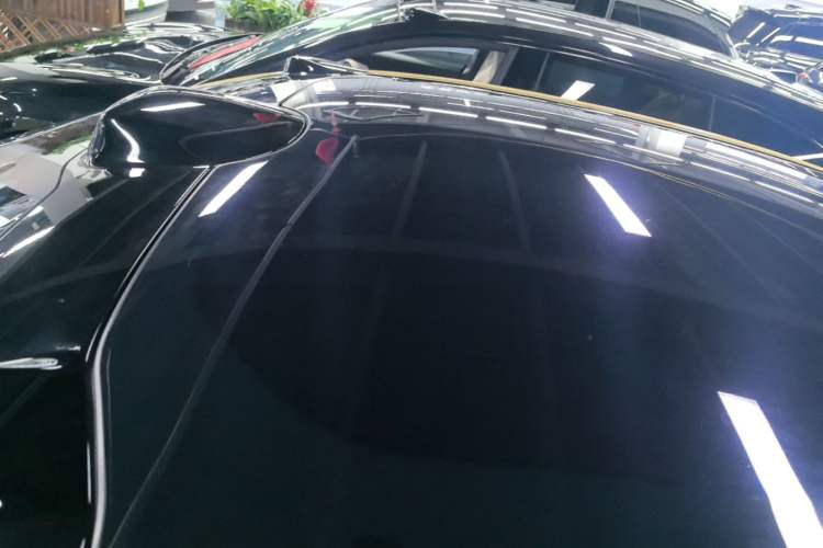 Used Nio ET5 2022 75 kWh Roof