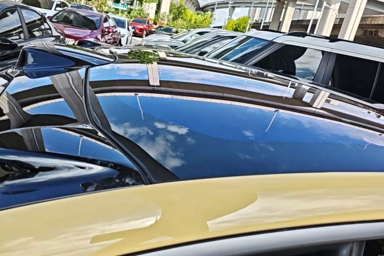 Used Nio ET5 2022 100 kWh Roof