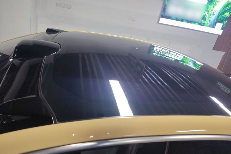 Used Nio ET5 2022 75 kWh Roof
