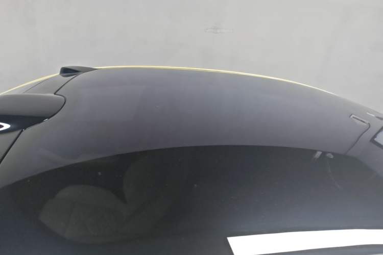Used Nio ET5 2022 75 kWh Roof
