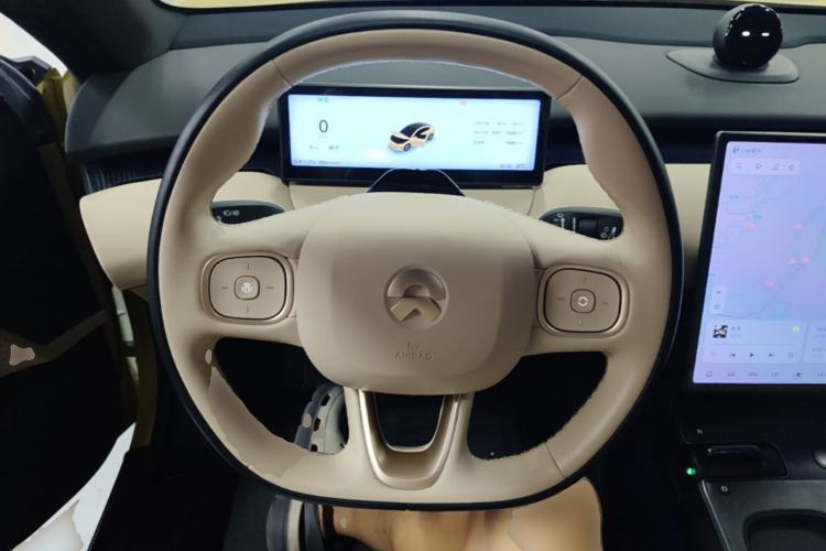 Used Nio ET5 2022 75 kWh Steering Wheel