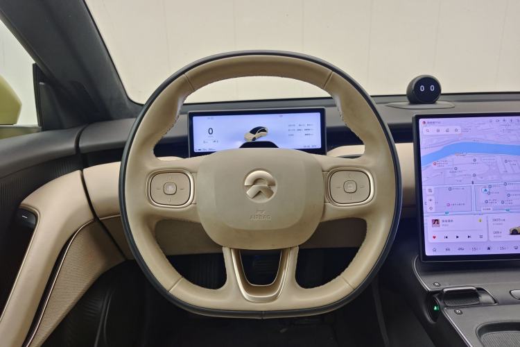 Used Nio ET5 2022 75 kWh Steering Wheel
