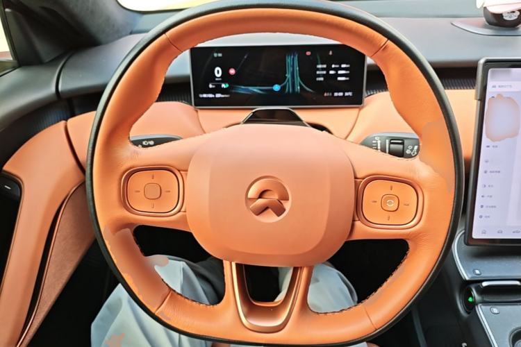 Used Nio ET5 2022 100 kWh Steering Wheel