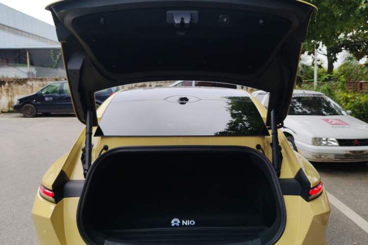 Used Nio ET5 2022 75 kWh Trunk