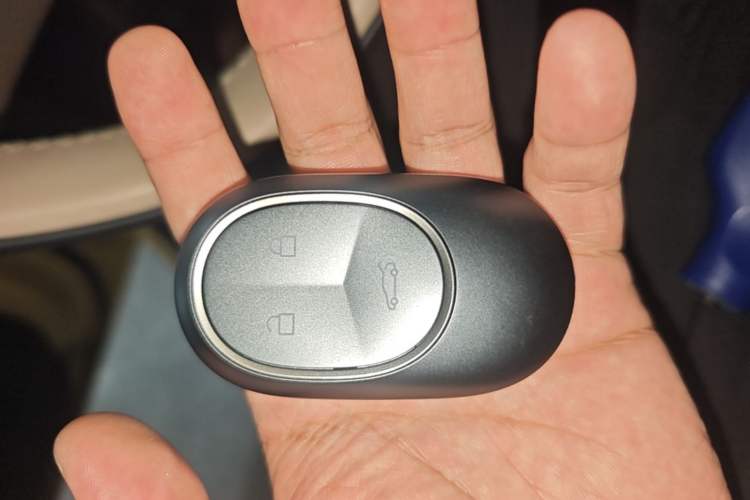 Used Nio ET5 2022 75 kWh Vehicle Key
