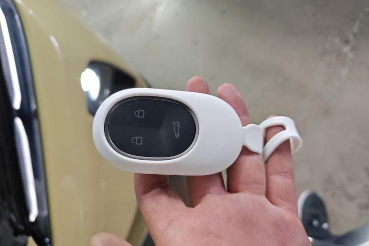 Used Nio ET5 2022 75 kWh Vehicle Key