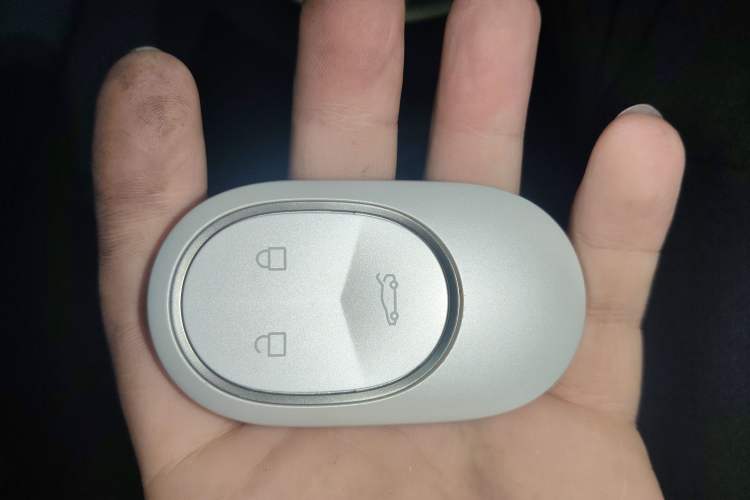 Used Nio ET5 2022 75 kWh Vehicle Key