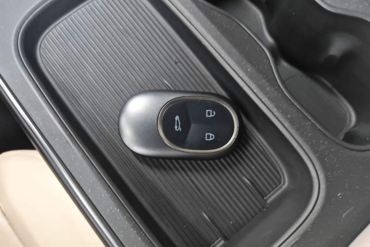 Used Nio ET5 2022 75 kWh Vehicle Key