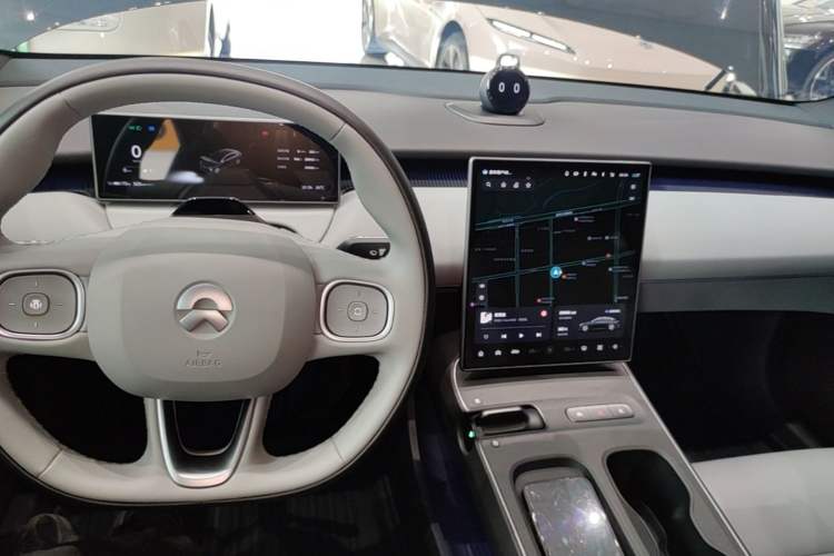 Used Nio ET5 2024 75 kWh Audio And AC Panel