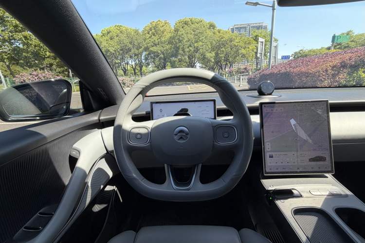 Used Nio ET5 2024 75 kWh Audio And AC Panel