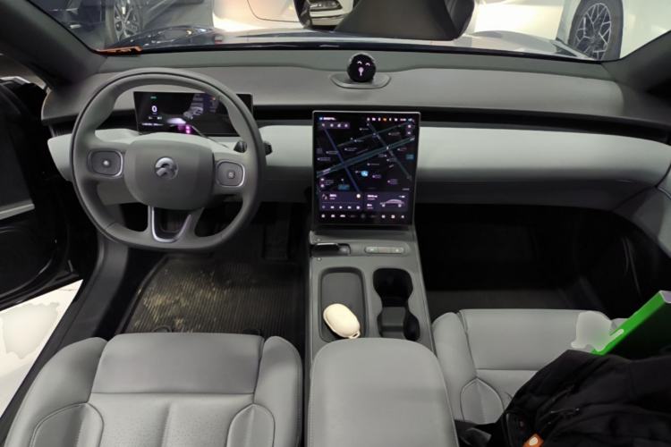 Used Nio ET5 2024 75 kWh Center Console