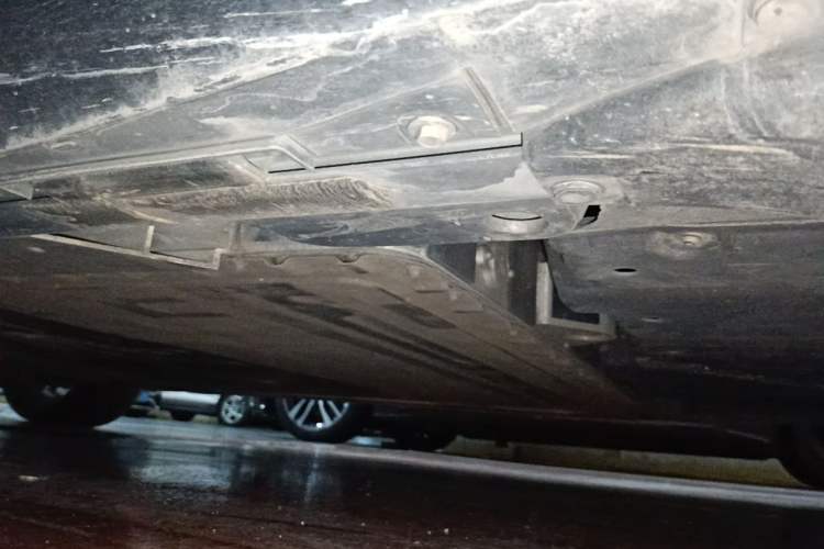 Used Nio ET5 2024 75 kWh Chassis Rear Left