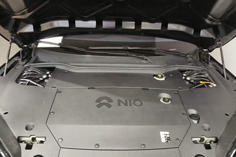 Used Nio ET5 2024 75 kWh Engine Bay