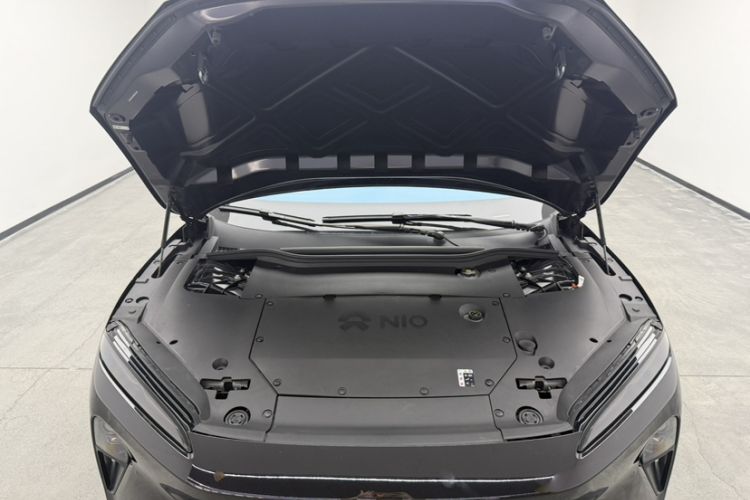 Used Nio ET5 2024 75 kWh Engine Bay