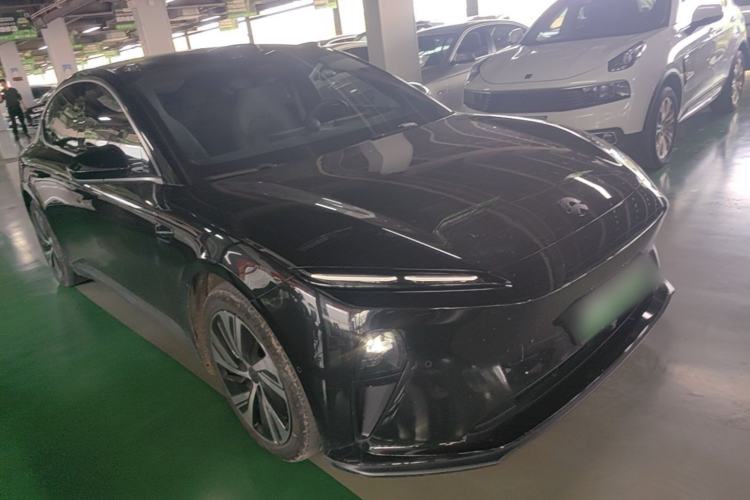 Used Nio ET5 2024 75 kWh Exterior 1