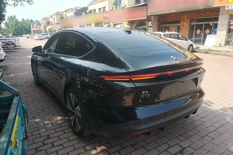 Used Nio ET5 2024 75 kWh Exterior 2