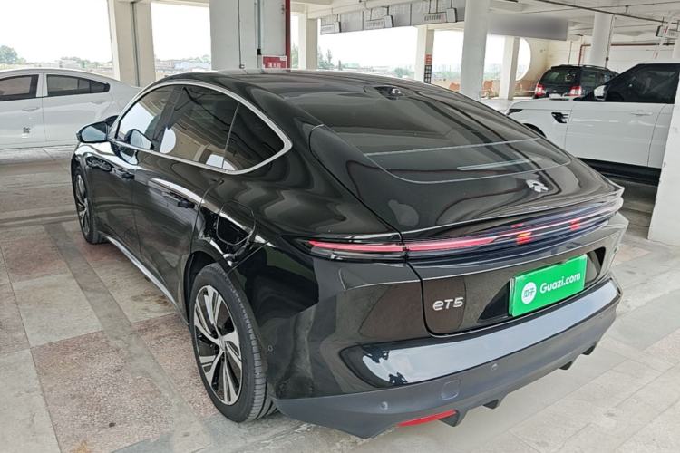 Used Nio ET5 2024 75 kWh Exterior 2