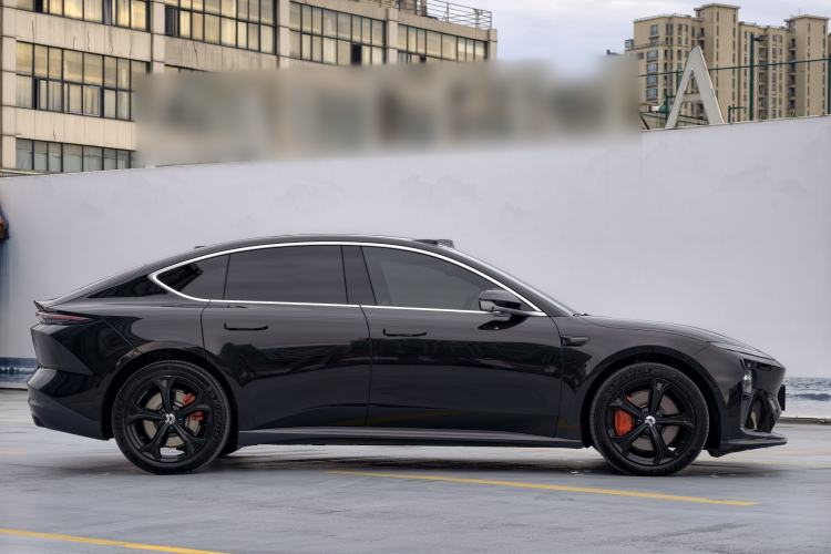 Used Nio ET5 2024 75 kWh Exterior 3
