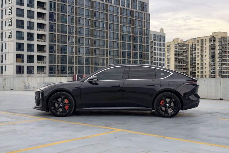 Used Nio ET5 2024 75 kWh Exterior 7