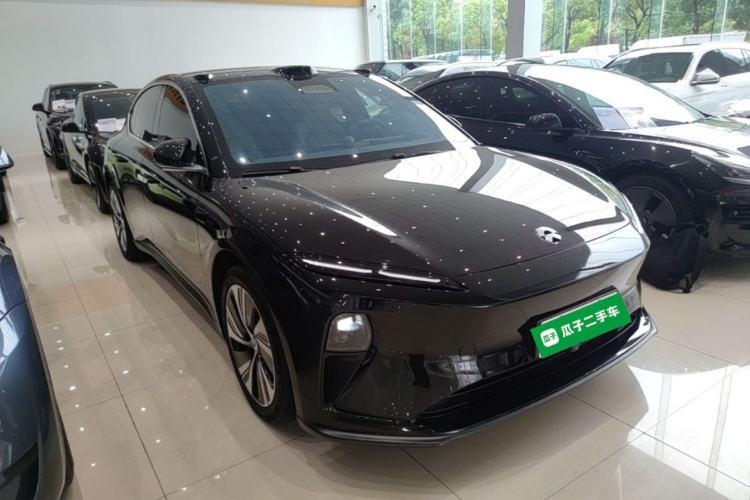 Used Nio ET5 2024 75 kWh Front Right 45 Deg