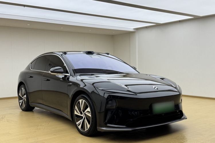Used Nio ET5 2024 75 kWh Front Right 45 Deg