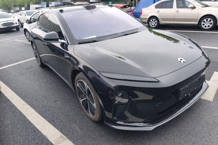 Used Nio ET5 2024 75 kWh Front Right 45 Deg
